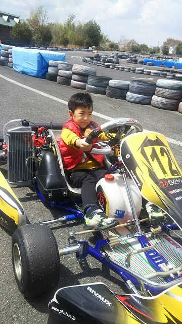 ｇｗにゴーカート体験はいかが カウベルモーターパーク お還りなさい天瀬